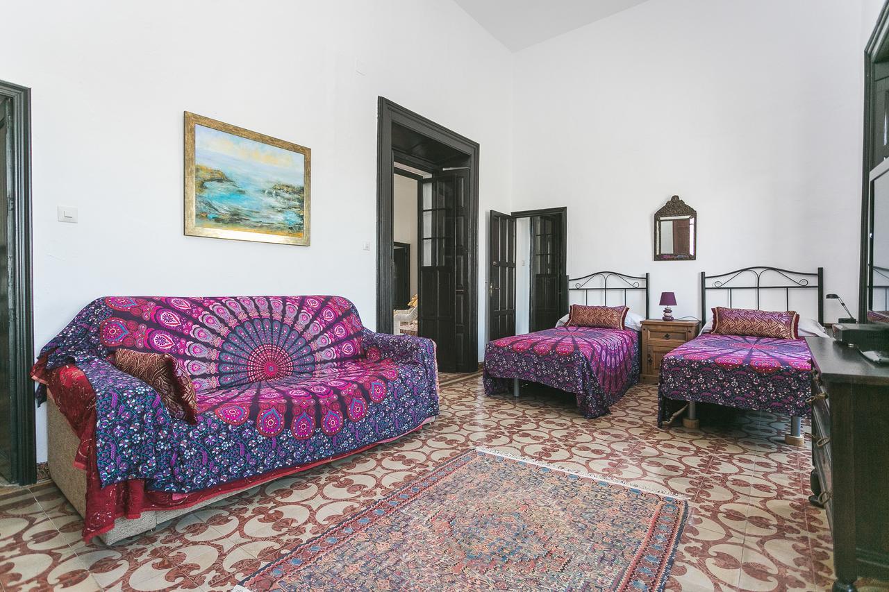 La Duquesa Guest House Tarifa Extérieur photo